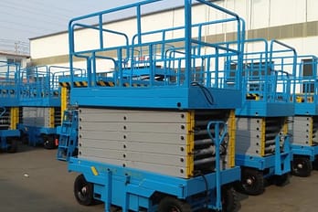 19 foot mobile scissor lift 2