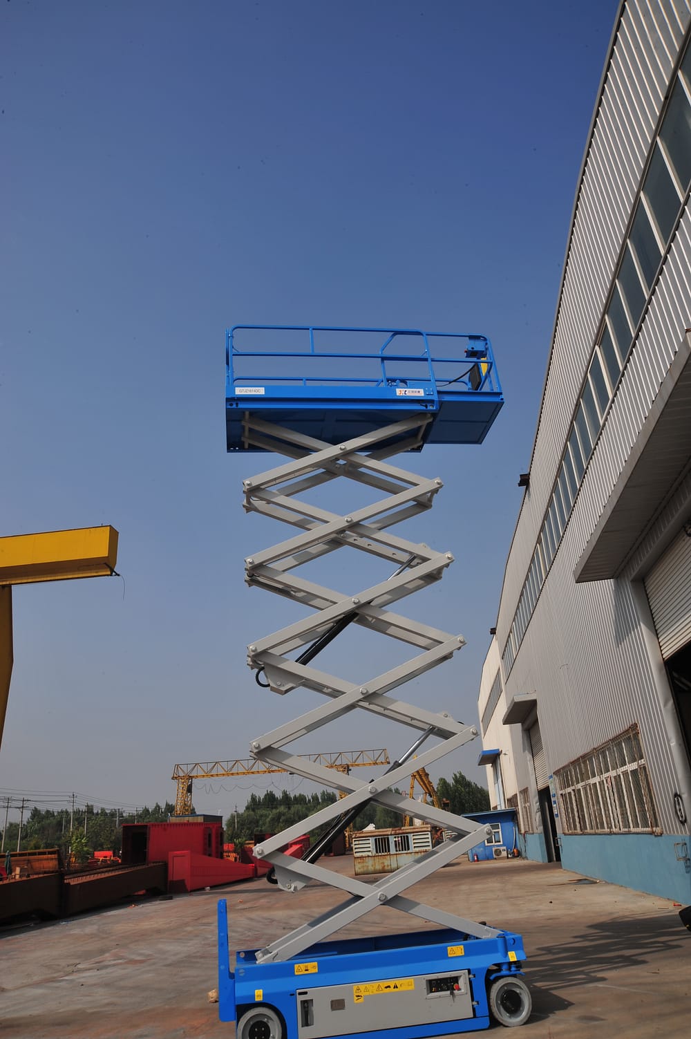 6m self propelled scissor lift