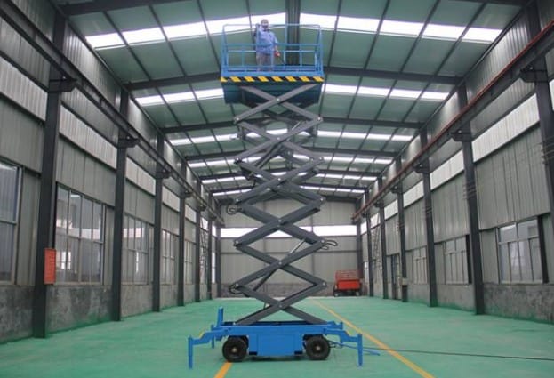 Indoor mobile scissor lift